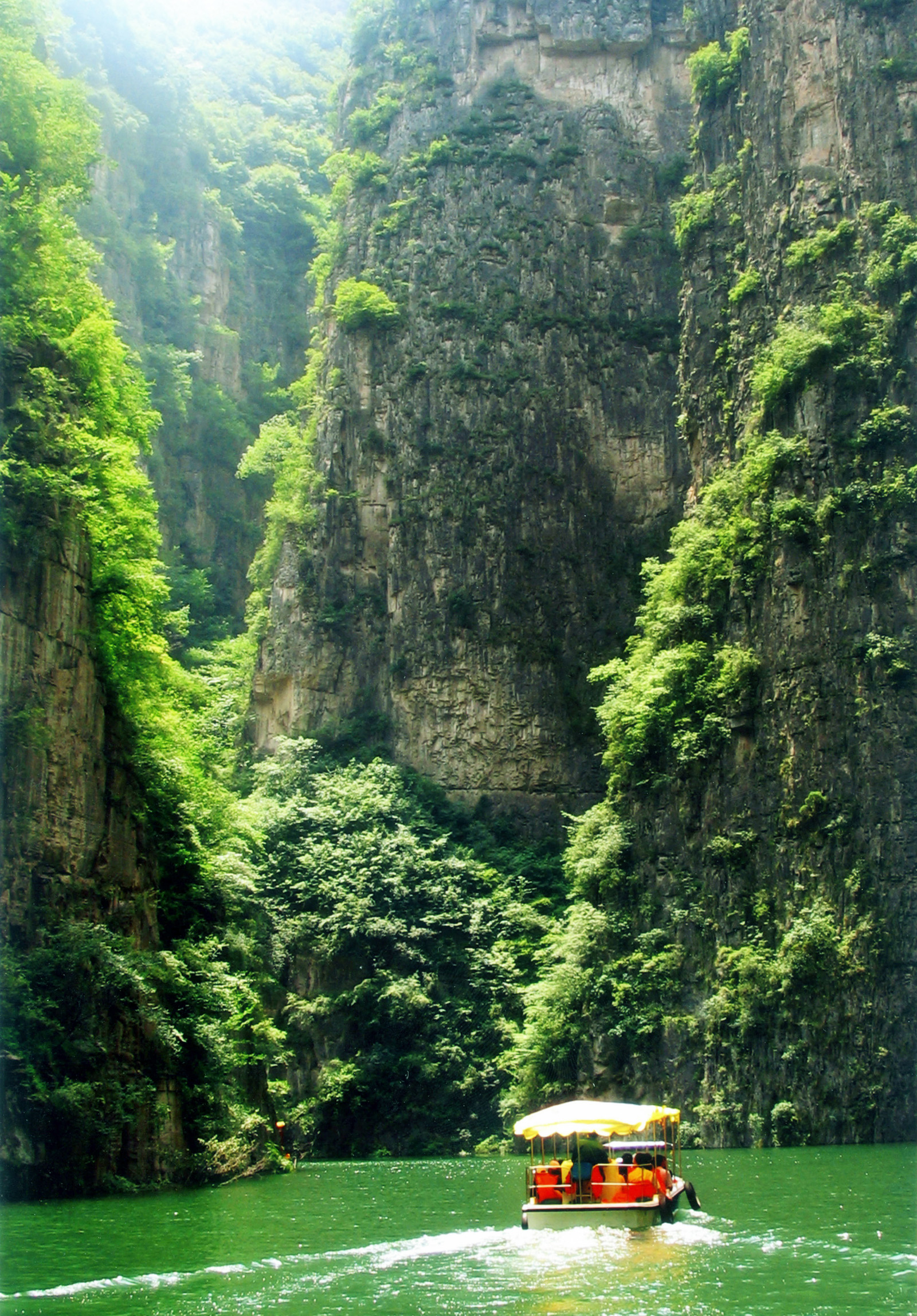 八泉峡风景
